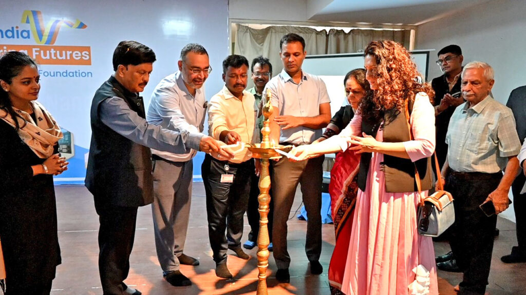 એડીએસ ફાઉન્ડેશને તેના કૌશલ્ય વિકાસના 10 વર્ષની ઉજવણી સાથે 20,000 યુવાનોની સ્કિલ ડેવલપમેન્ટનુ કાર્ય હાથ ધર્યુઆગામી બે વર્ષમાં વધુ 5000ને તાલીમ આપવાનો ફાઉન્ડેશનનો લક્ષ્યાંક